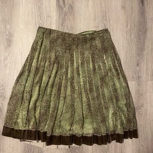 Tahari midi fairie skirt